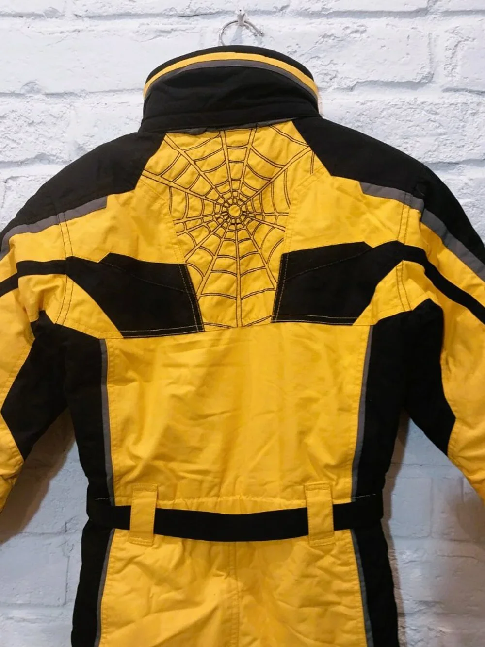Kids Youth Spyder Snowsuit Yellow Black Size 7 Growing Size One Piece Coveralls.